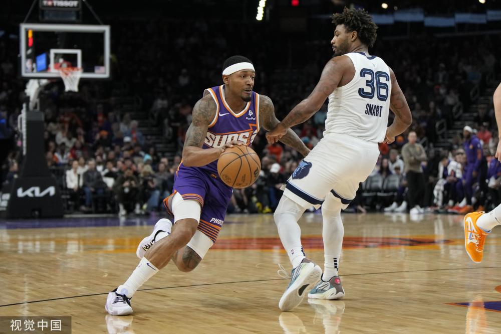 主力门将受 主力门将受